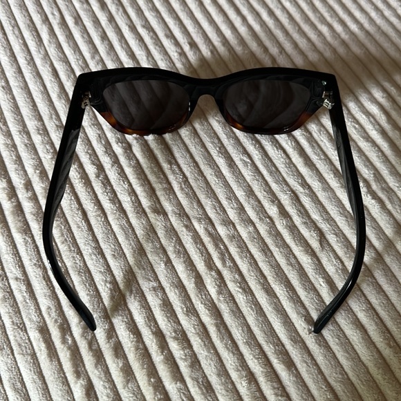 DiorSignature B6F Round Sunglasses 55mm - Picture 5 of 6